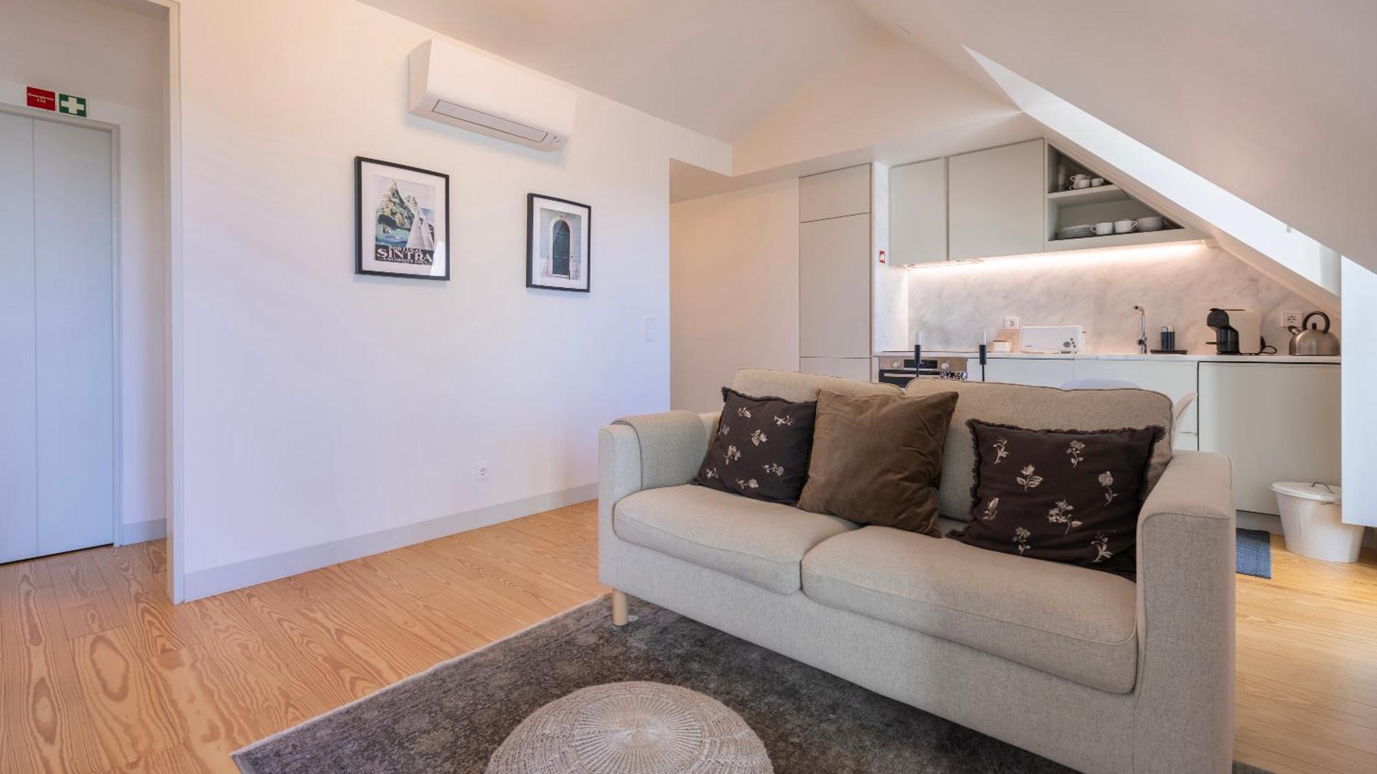 Apartment Elegant In Graca By Lovelystay Lisbon