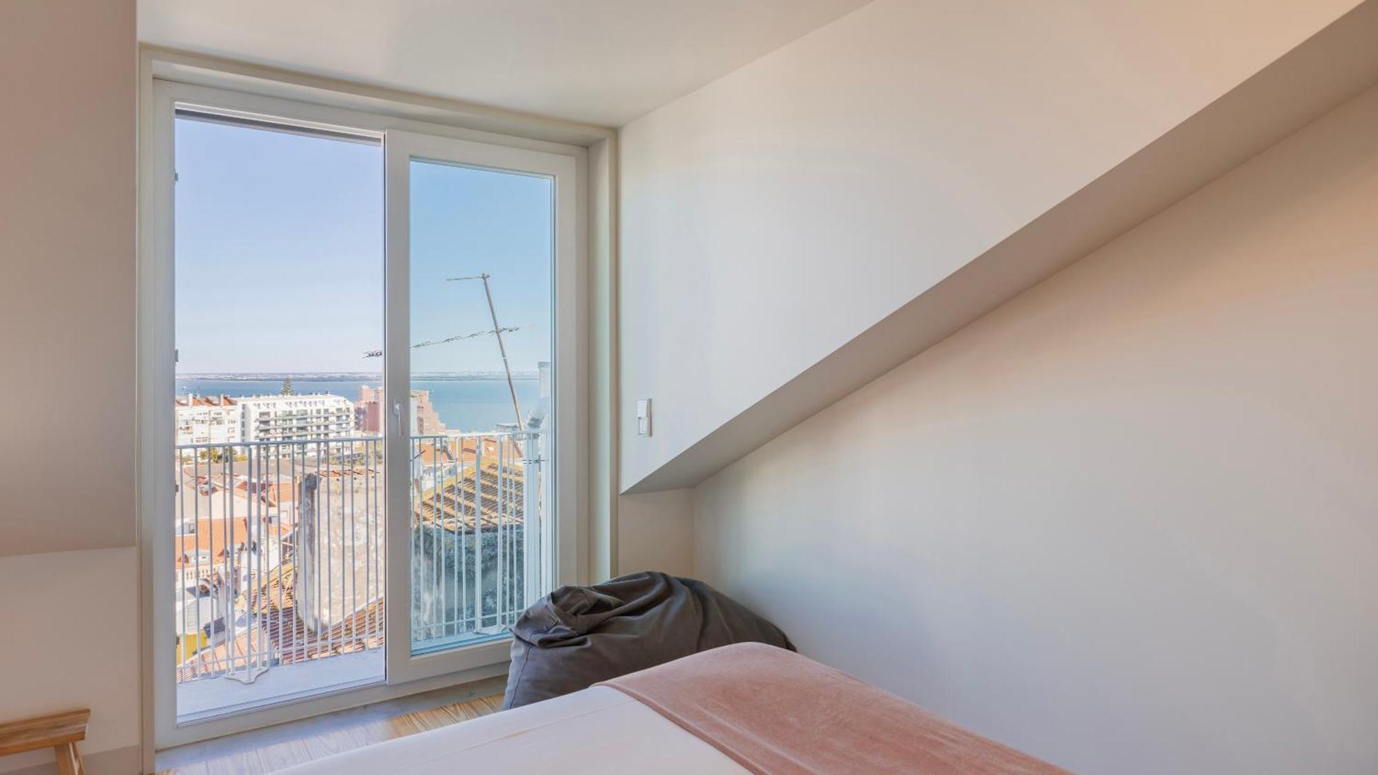 Elegant In Graca By Lovelystay * Lisbon