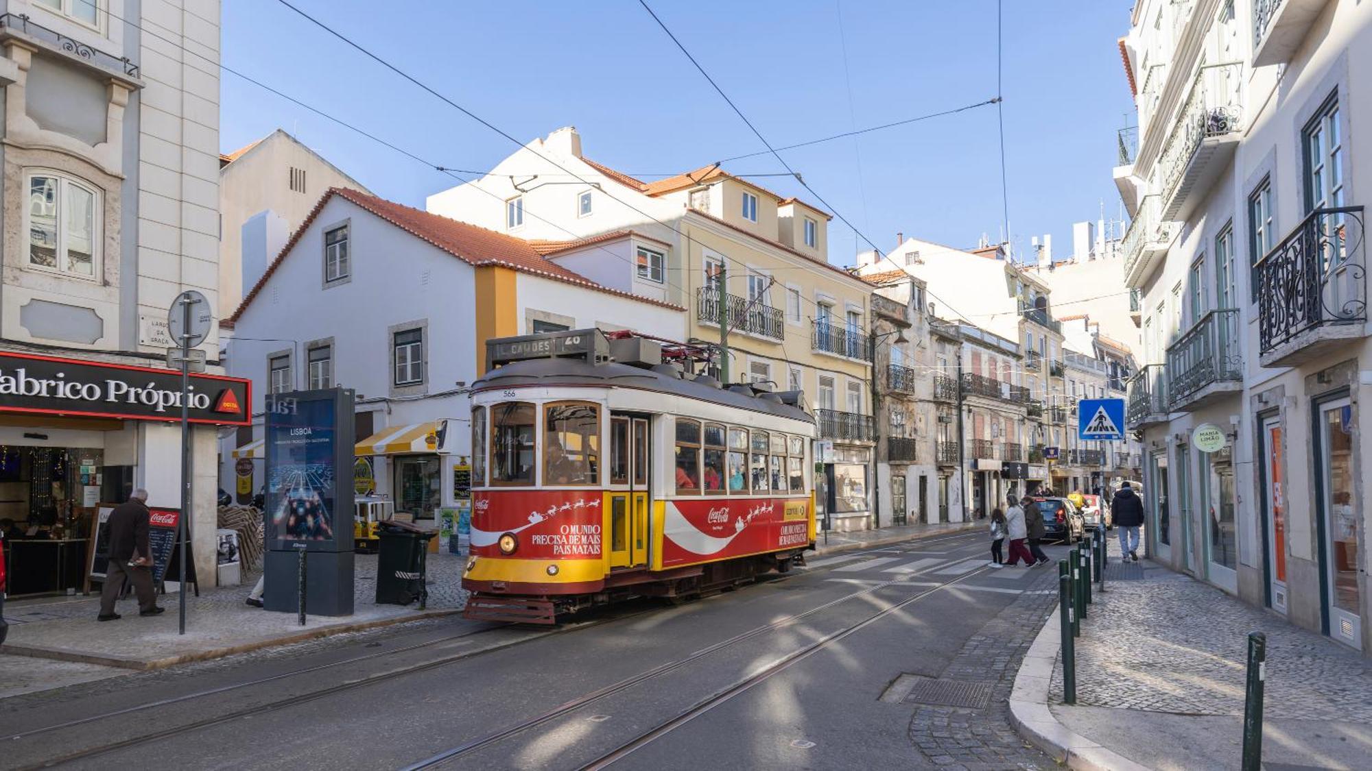 Elegant In Graca By Lovelystay Apartment Lisbon